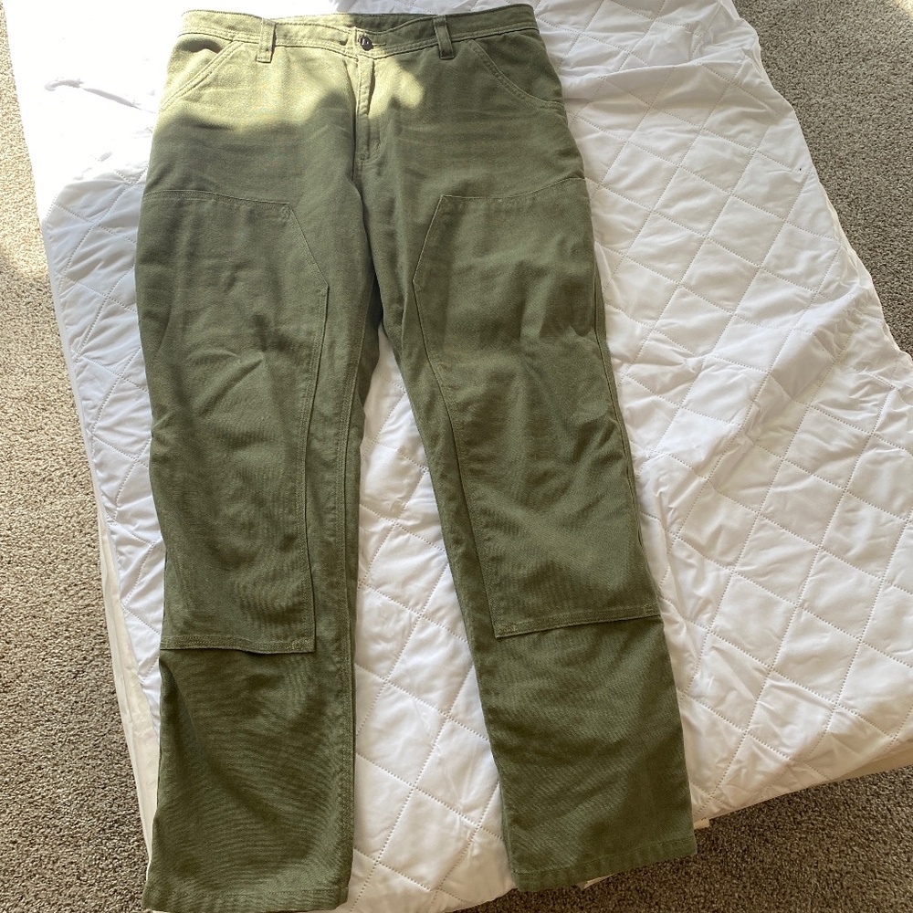 Patagonia green pants